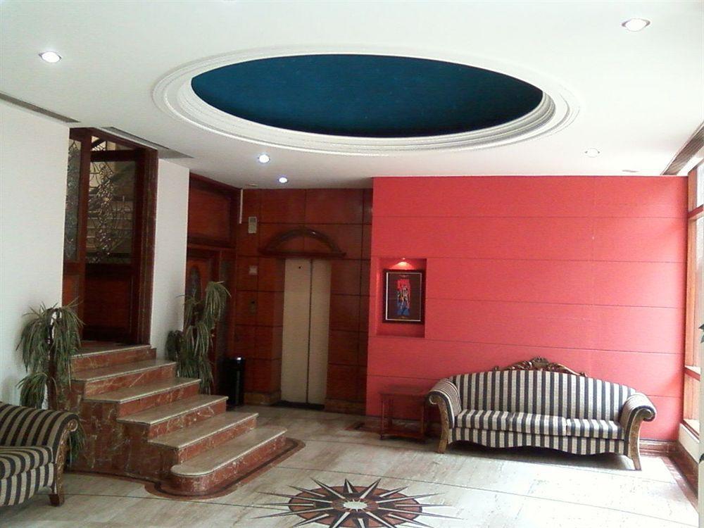 Treebo Corporate Park Hotell New Delhi Exteriör bild