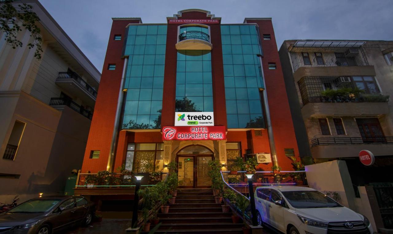 Treebo Corporate Park Hotell New Delhi Exteriör bild