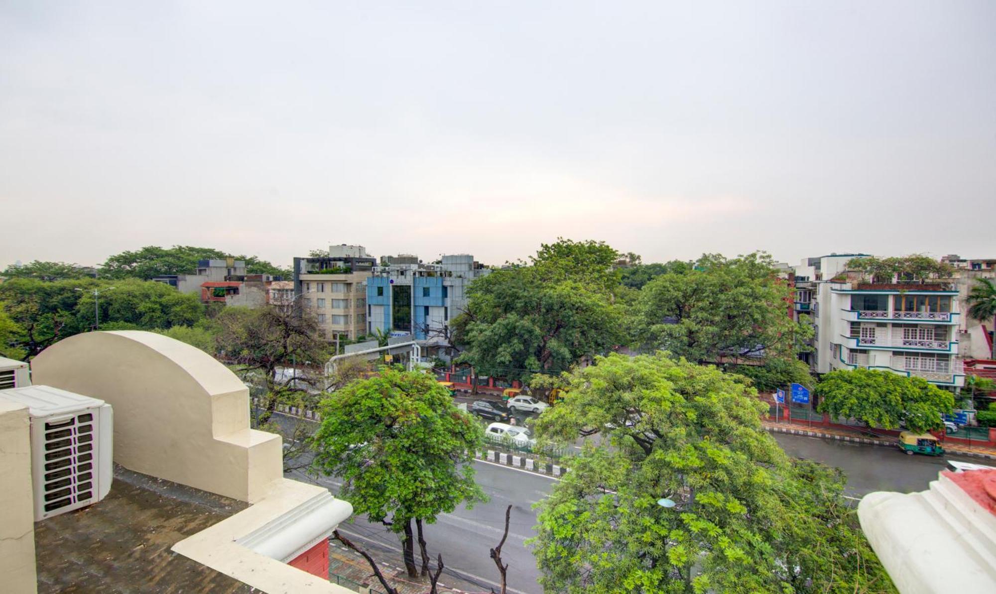 Treebo Corporate Park Hotell New Delhi Exteriör bild