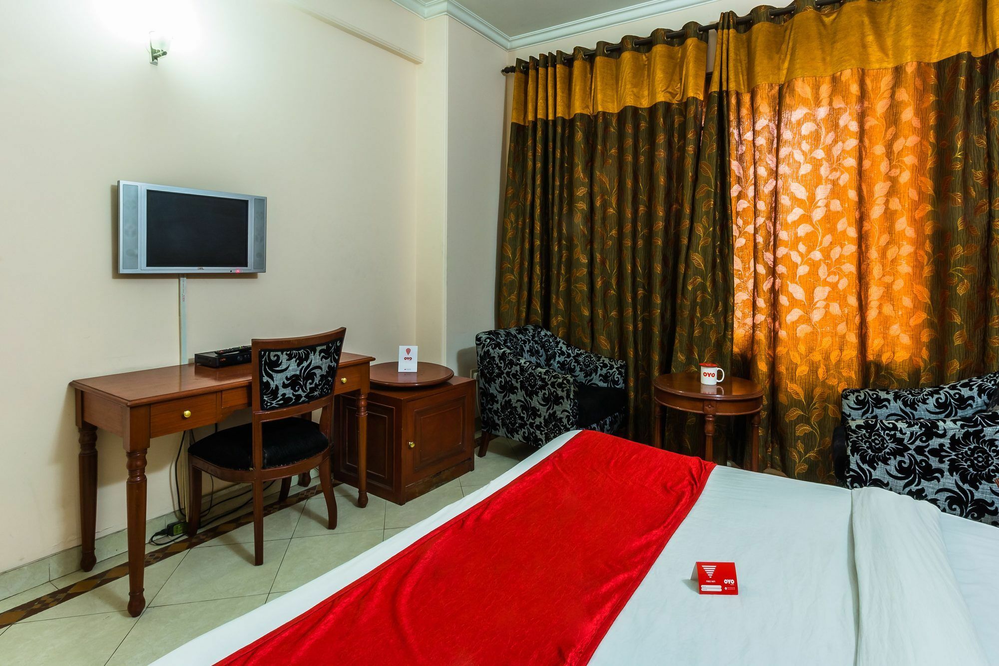 Treebo Corporate Park Hotell New Delhi Exteriör bild